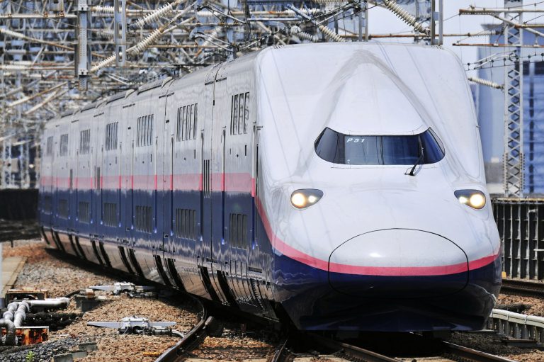 Double-Decker Shinkansen E4 Max Toki 003