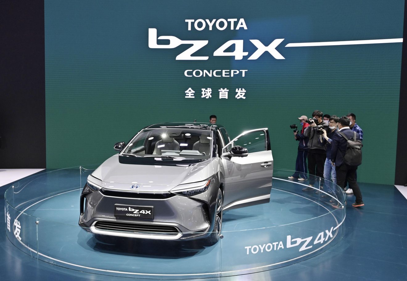 Toyota, Global Auto Makers Compete For Ev Resources And Technology In 