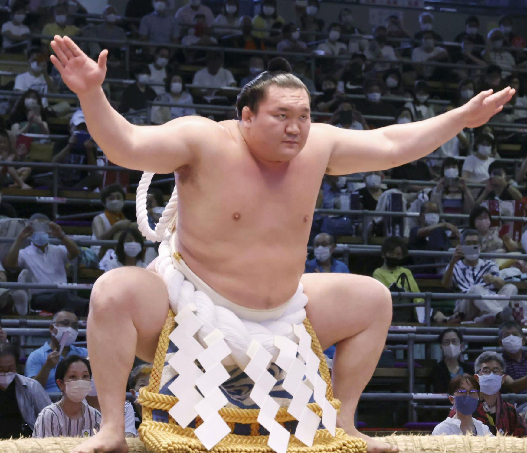 EDITORIAL Yokozuna Hakuho’s Retirement Bodes a Crisis for the Sumo