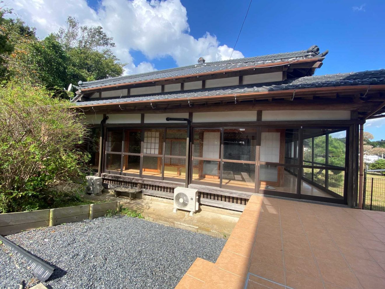 bookmark-akiya-and-inaka-the-complexities-of-buying-empty-houses-in