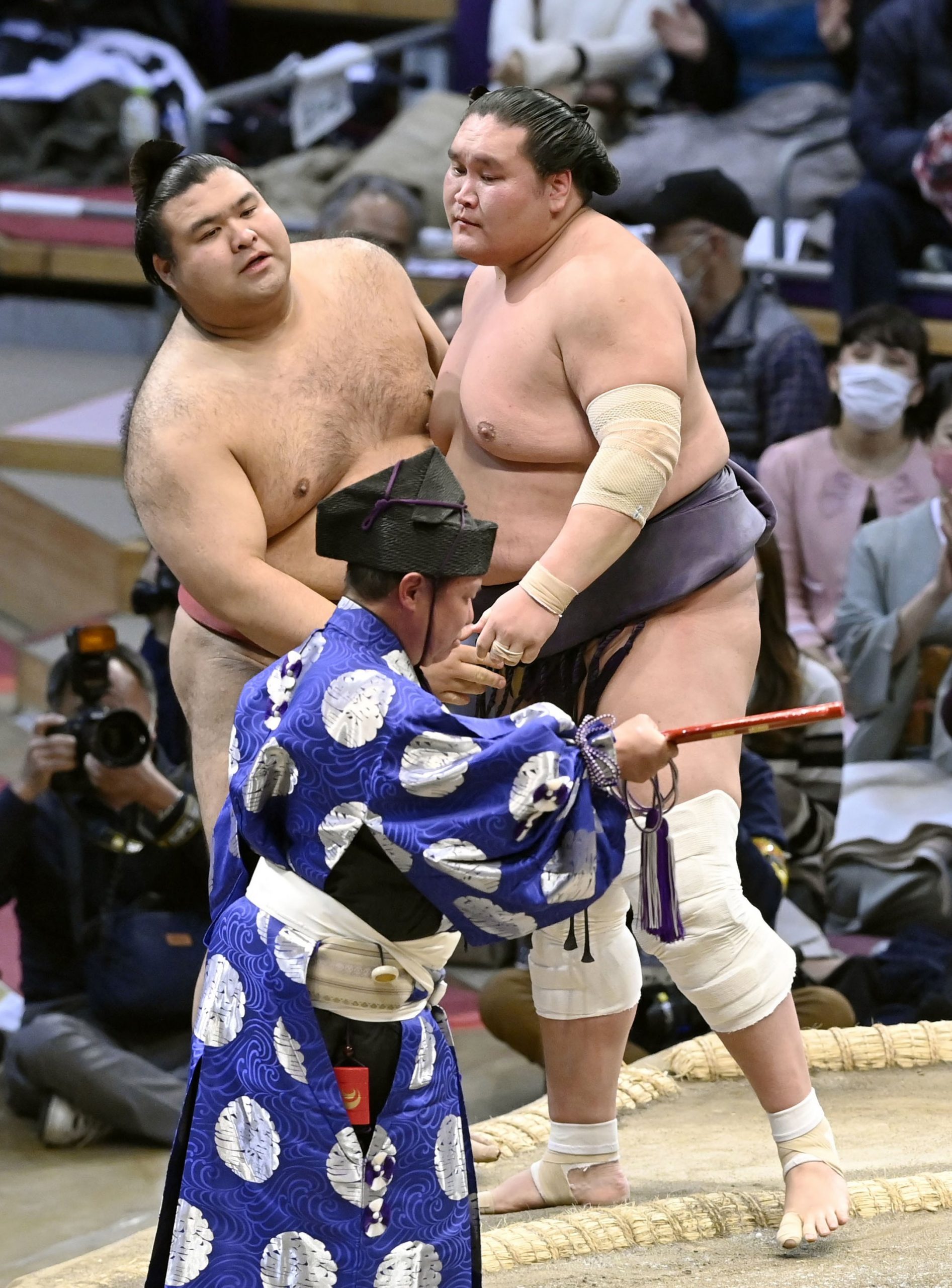 Kyushu Grand Sumo Nov 22 005 JAPAN Forward