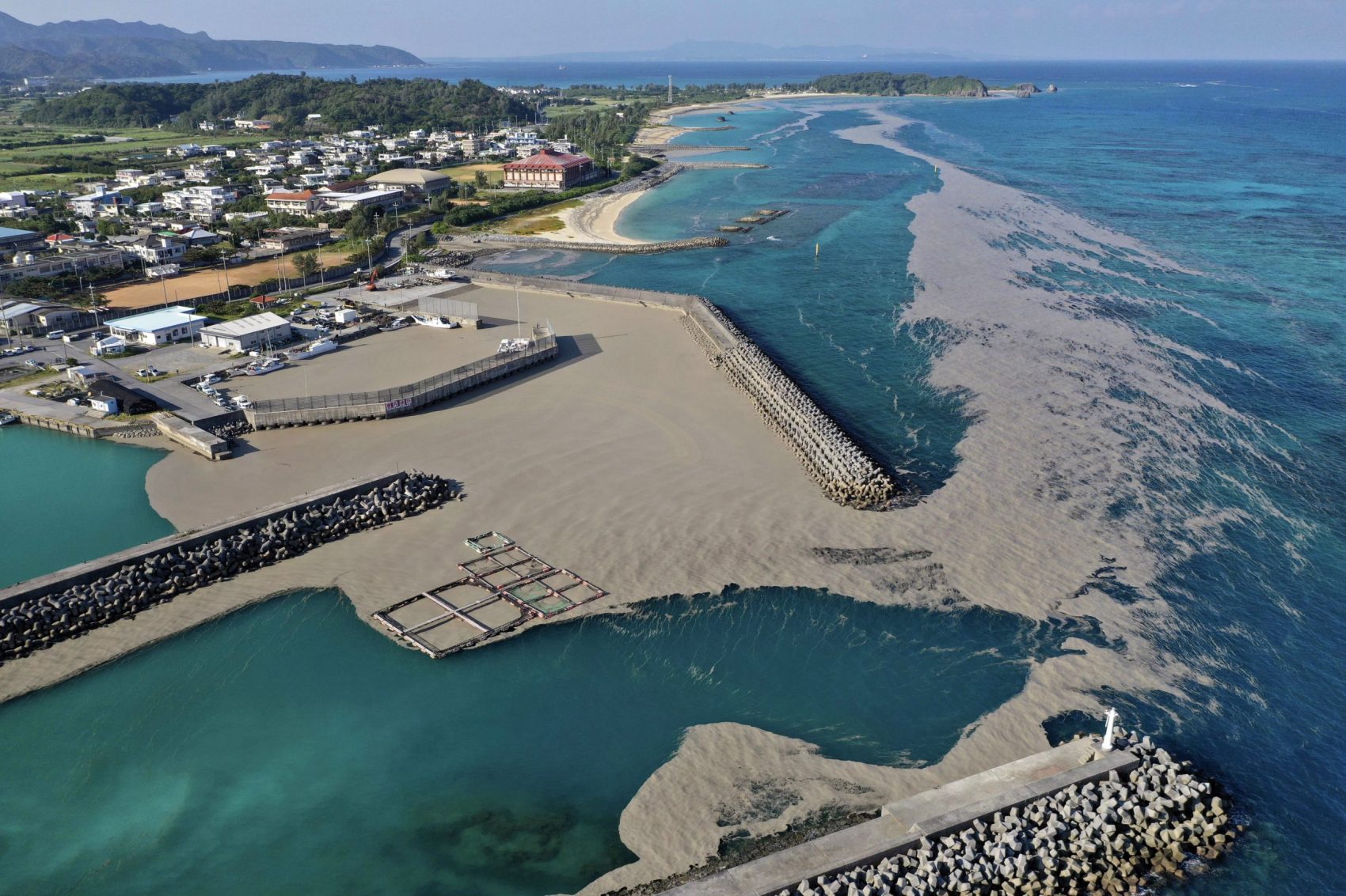 Floating pumice stones set to hit Kanto coastlines, putting