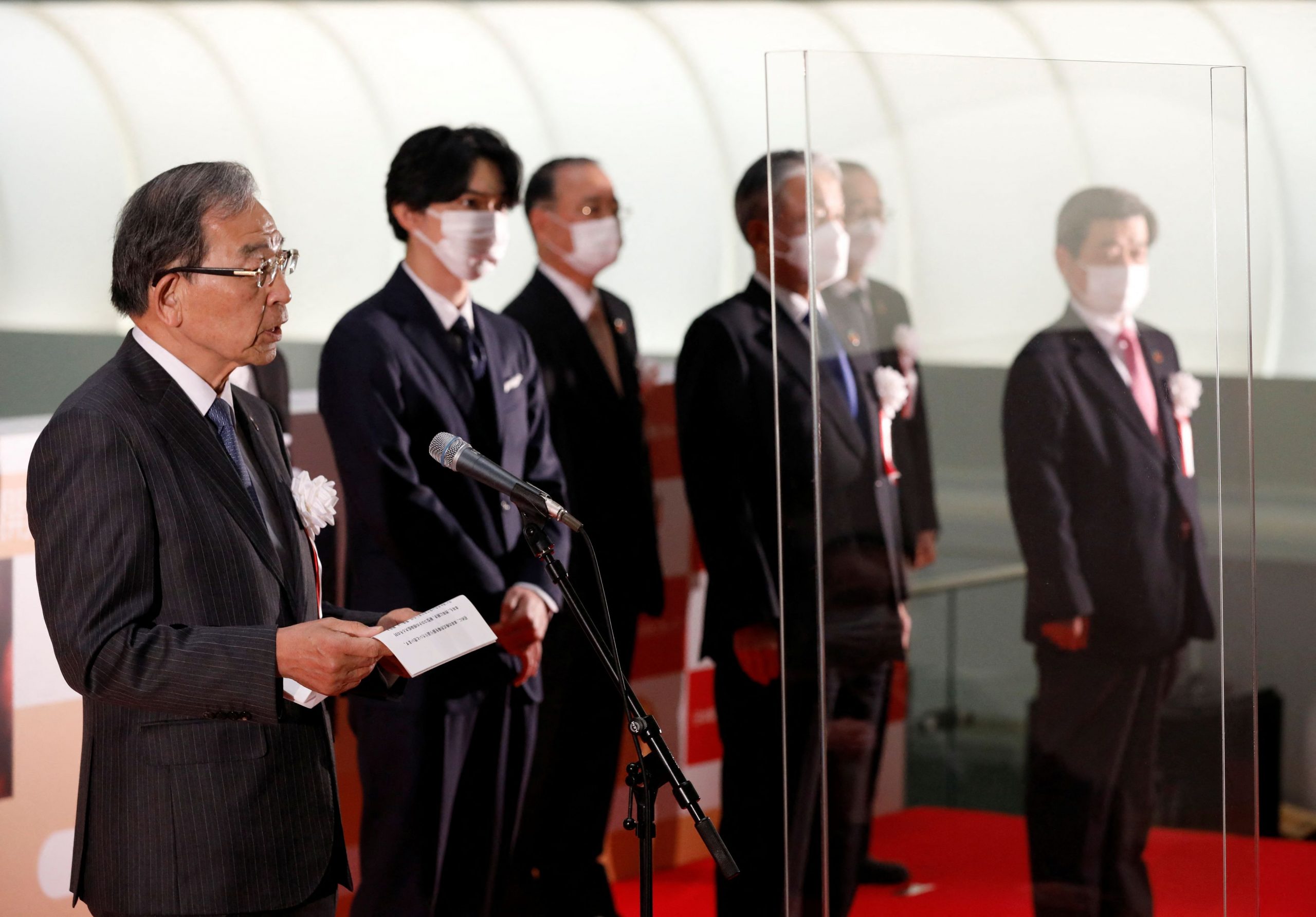 Ceremony marking the end of trading in 2021 at the Tokyo Stock Exchange (TSE) in Tokyo