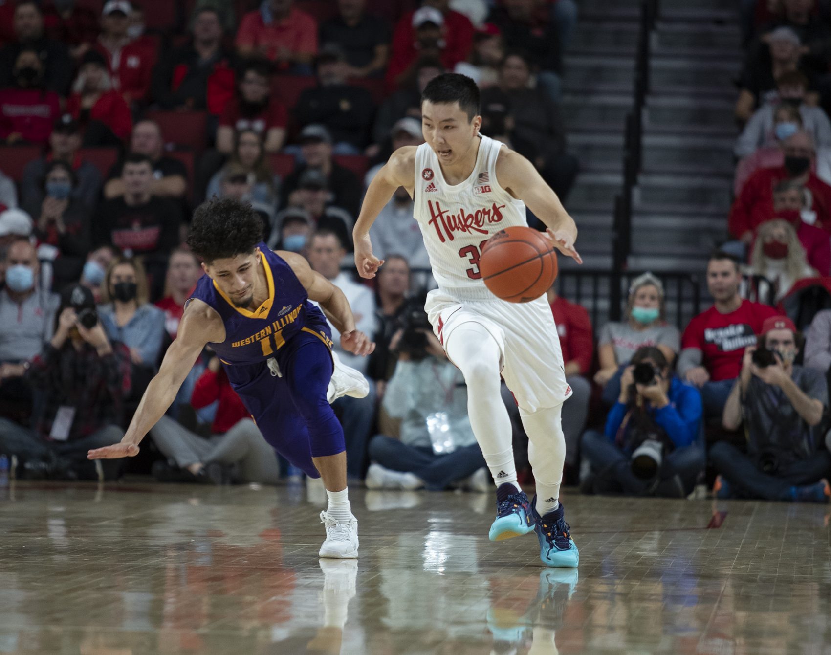 Western Illinois Nebraska Basketball JAPAN Forward