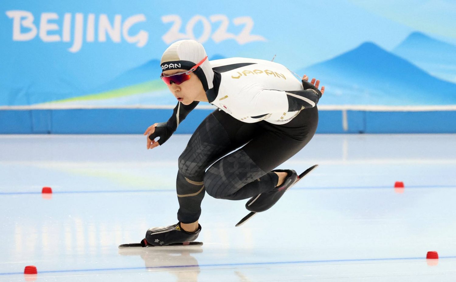 Speed skating