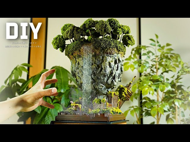 Diorama Artist Hand-Crafts Realistic Miniature Worlds