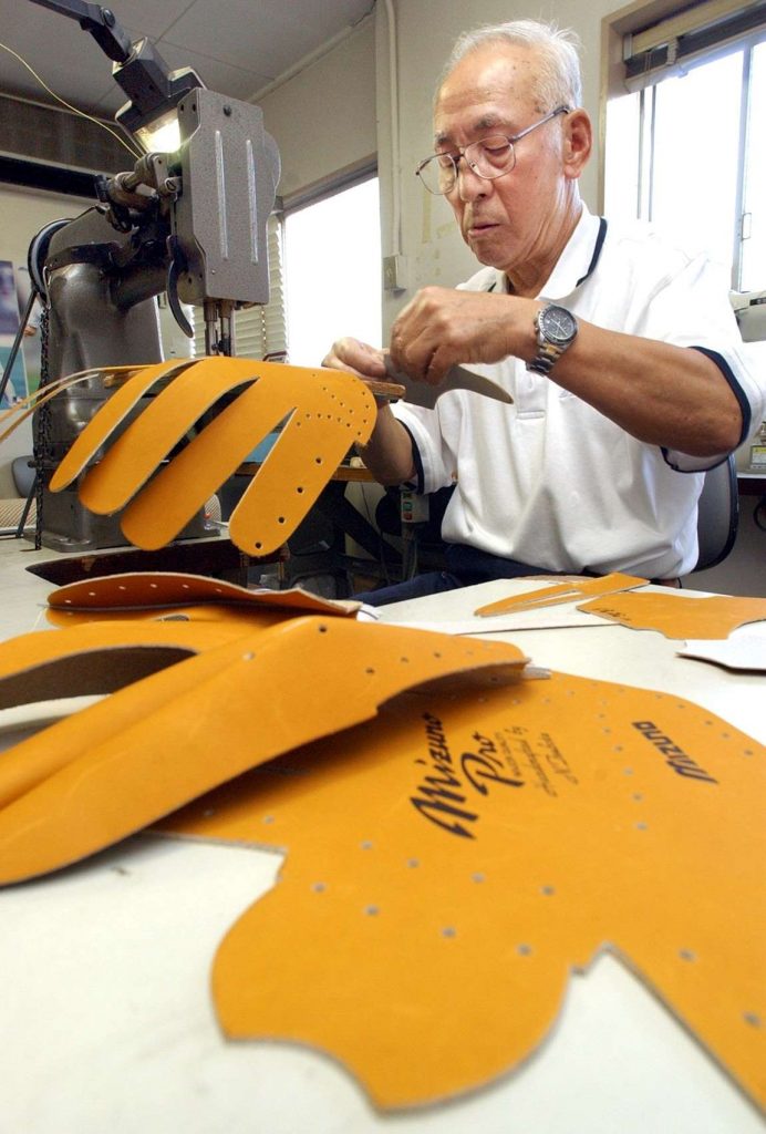 OBITUARY, The Master Who Made Ichiro and Godzilla Matsui's Gloves