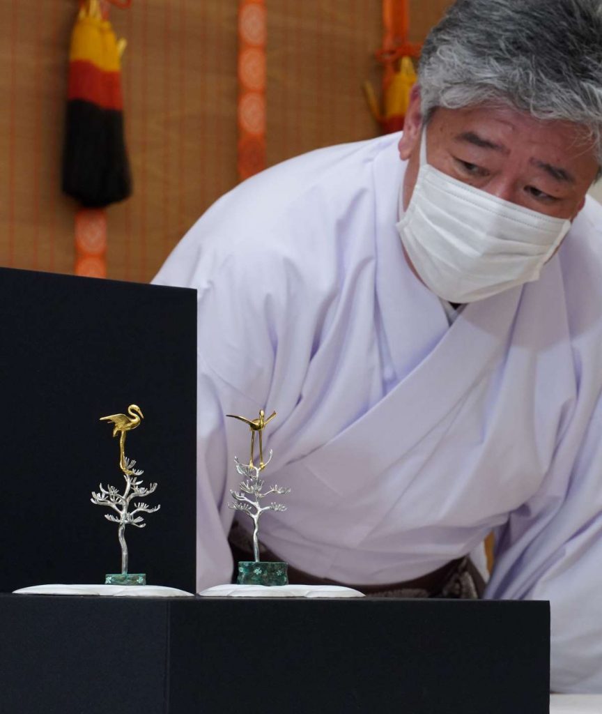 Hidden Wonders of Japan The Golden Crane of Kasuga Taisha