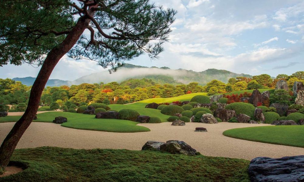 「神政」：足立美術館は19年連続で日本一の庭園