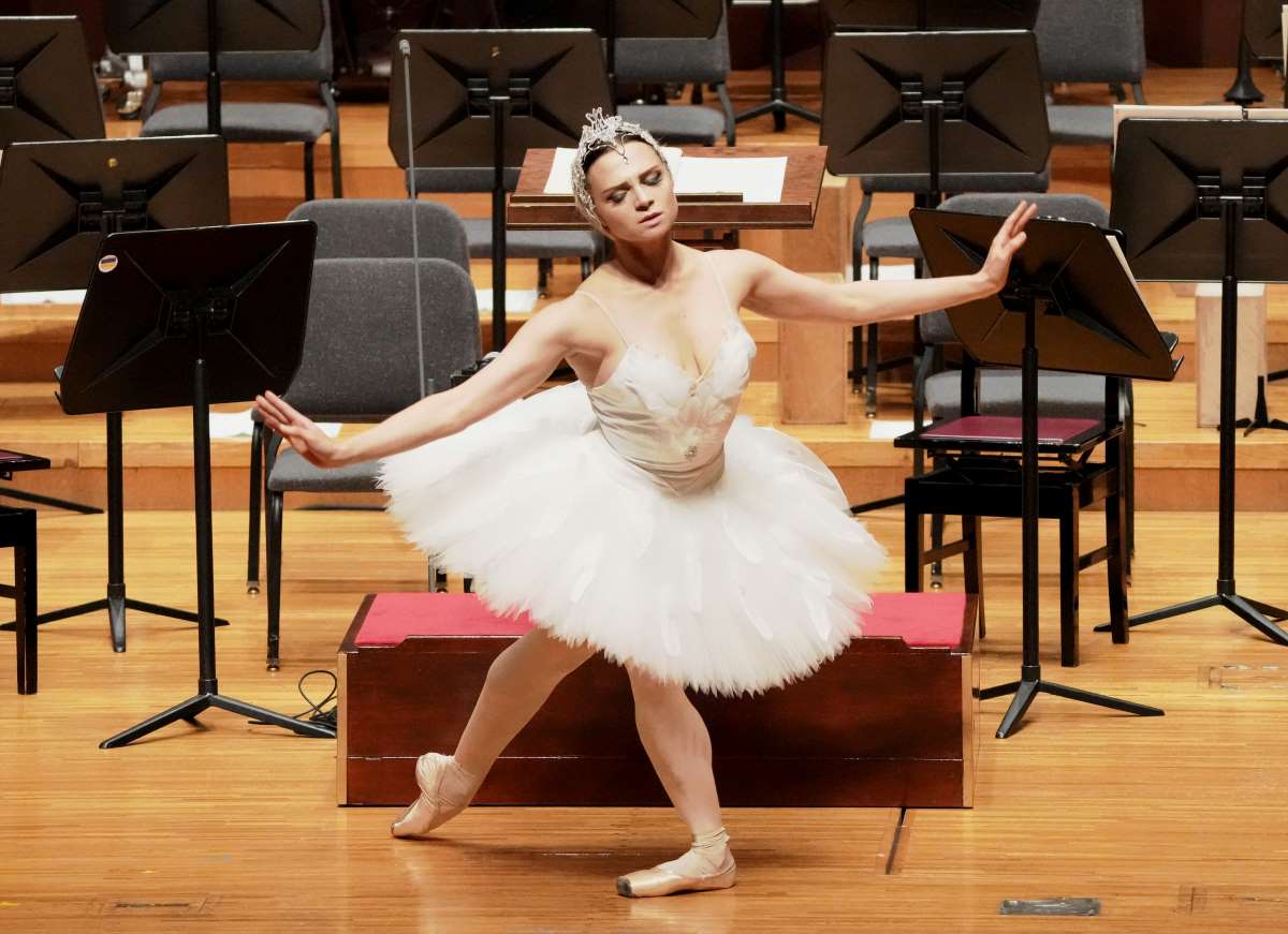 After The Horrors Of War Ukrainian Ballerina Back On Stage In Osaka Japan Forward