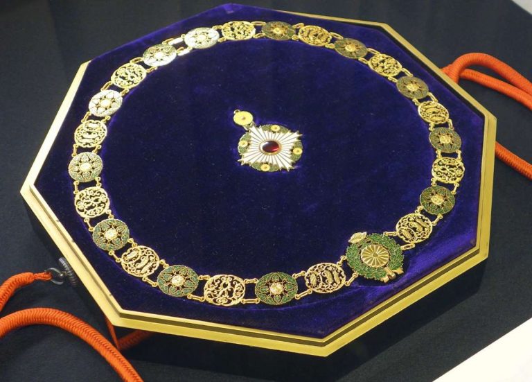 Collar of the Supreme Order of the Chrysanthemum