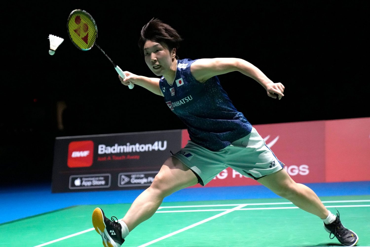 BADMINTON Japans World No