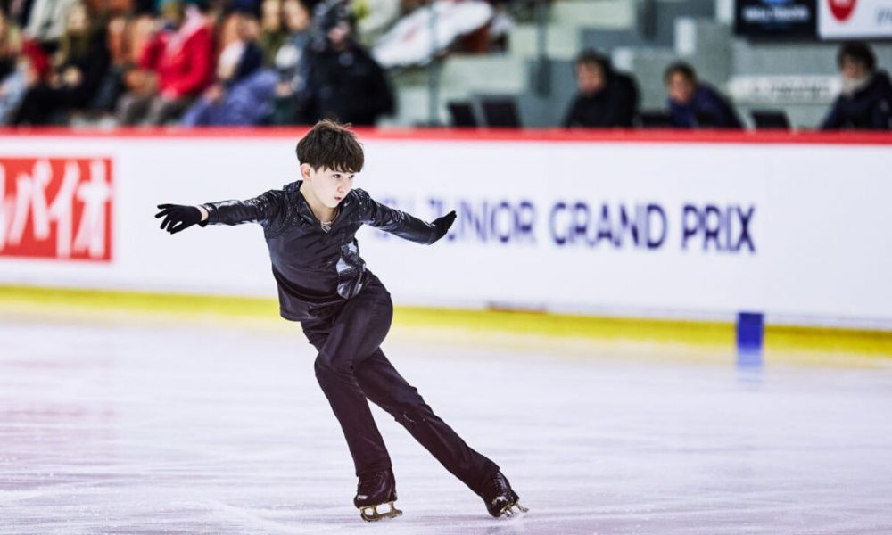 [ICE TIME] Japāna kopā ar diviem citiem turpina cīņu par medaļām Junioru Grand Prix izcīņā Latvijā