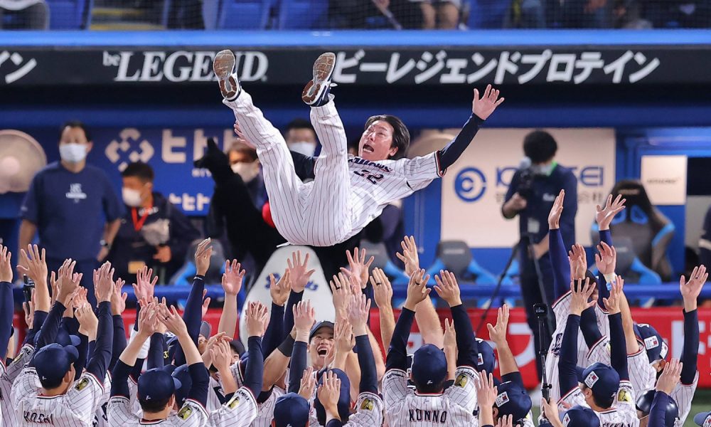 野球スワローズ、7回タイガーズを破って日本シリーズに進出