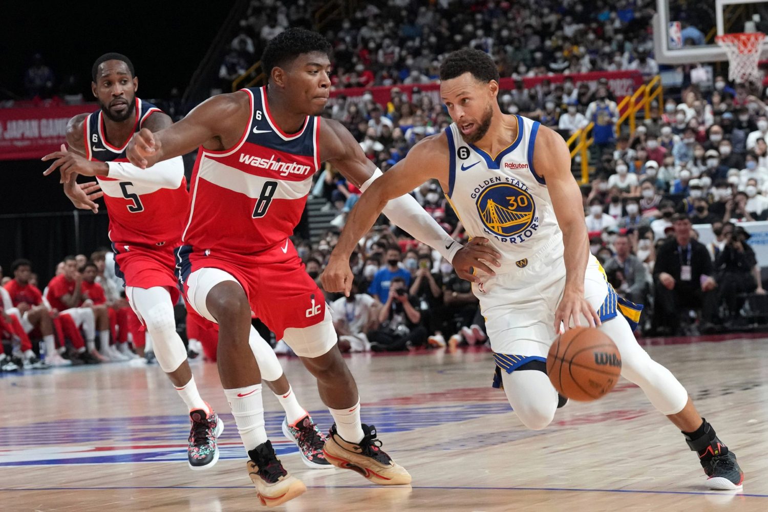 BASKETBALL Warriors Rally Past Wizards, Sweep NBA Japan Games JAPAN