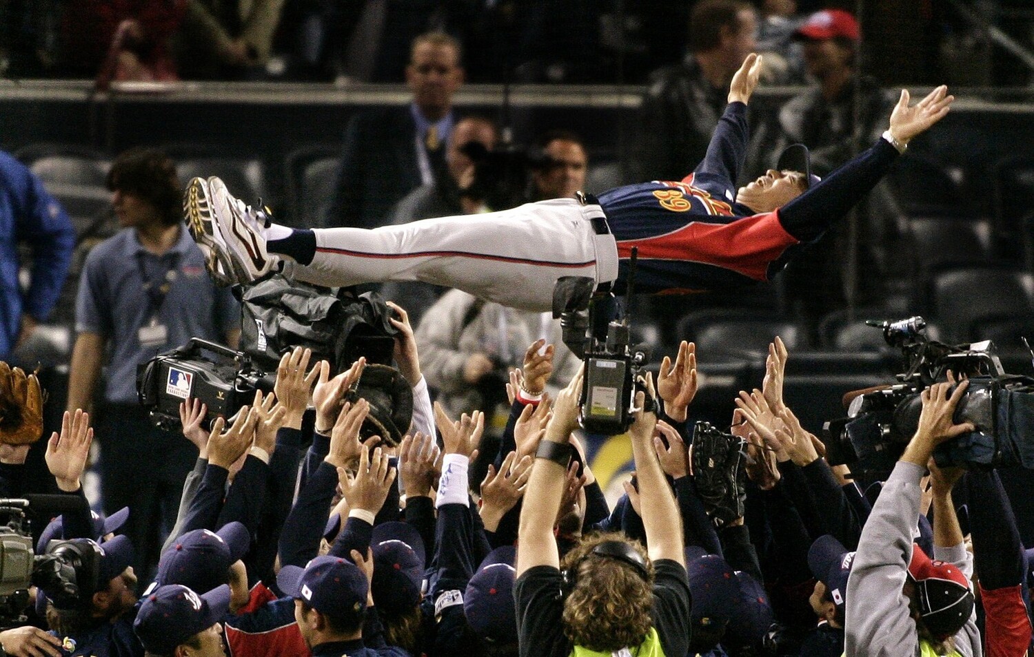 ODDS and EVENS] 2006 WBC Brought Joy, Excitement to Japan