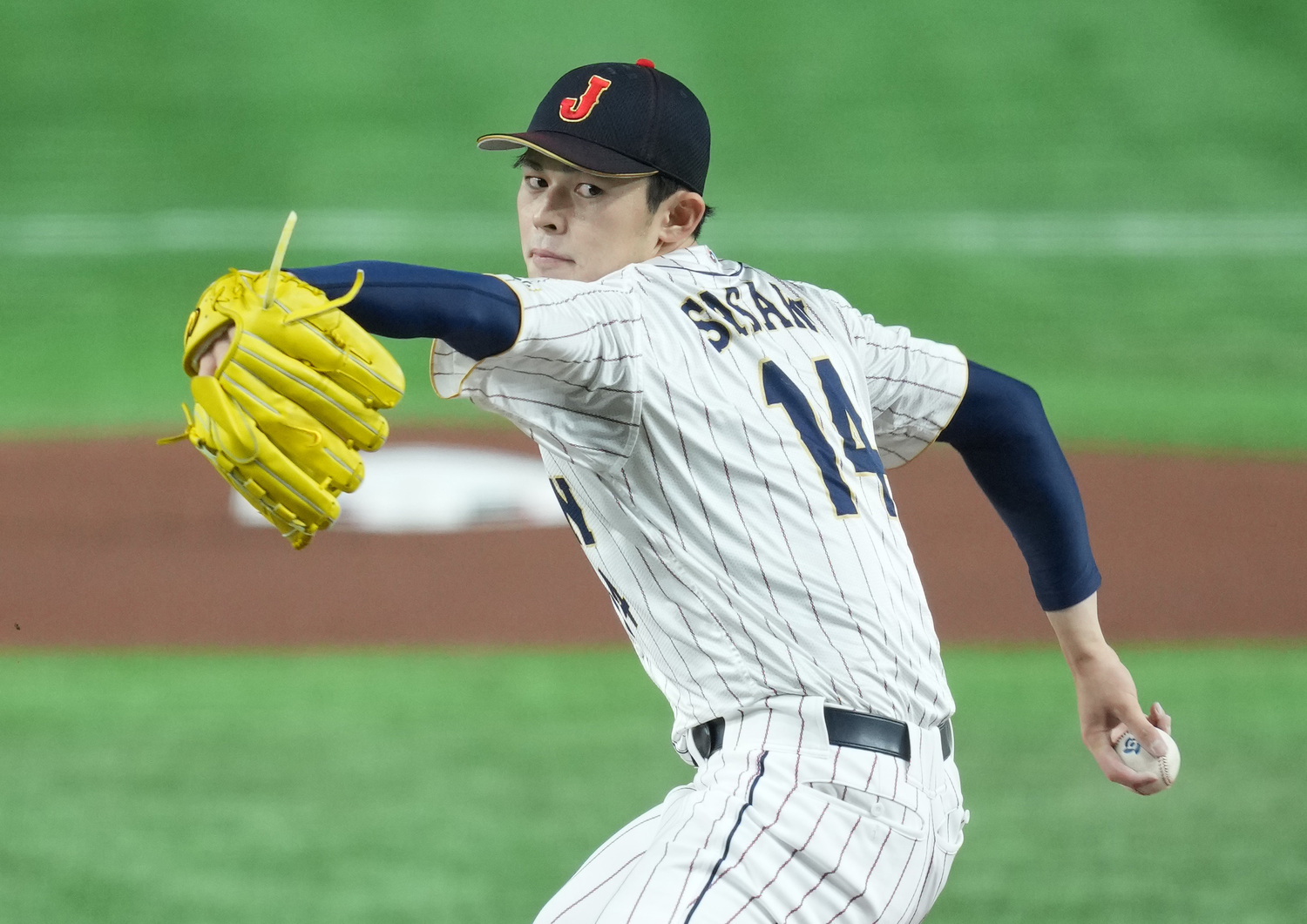 Japan stuns U.S. in dramatic final out to win the World Baseball