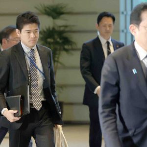 PM Kishida and his son Shotaro 004