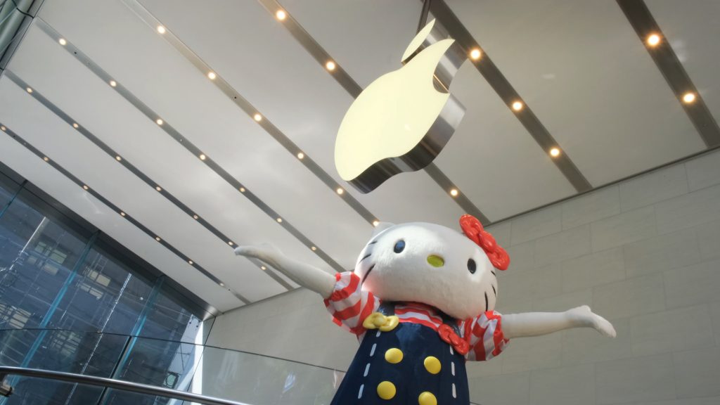 Hello Kitty Enters Metaverse