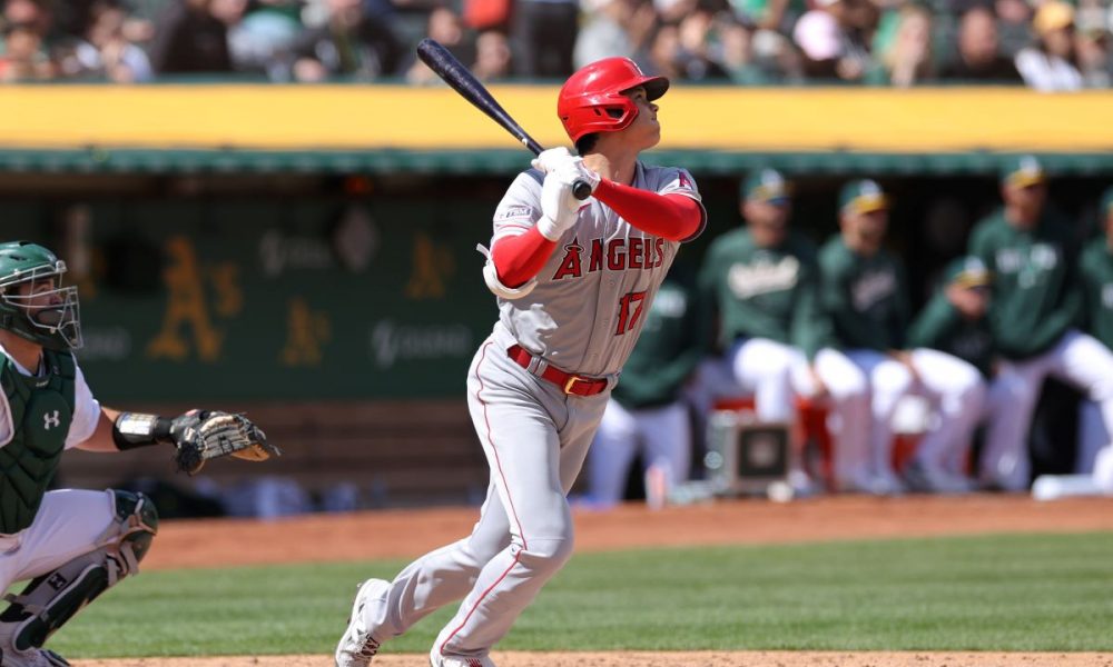 Shohei Ohtani Los Angeles Angels King of the World Japan flag