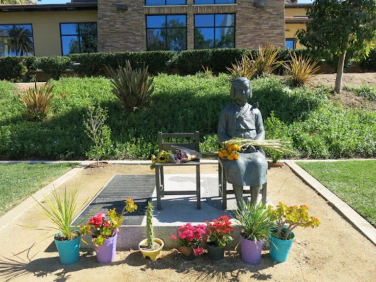 glendale comfort women statue Hirokazu Sato rs