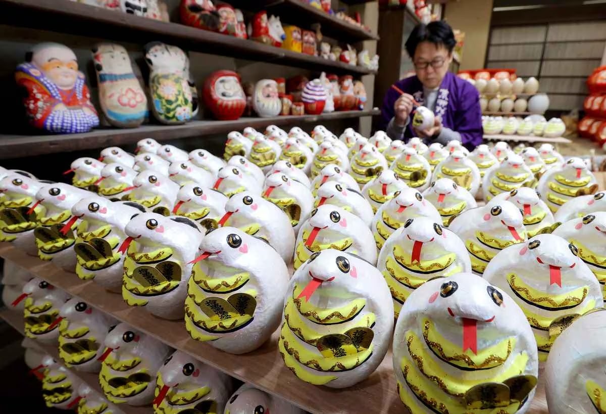 Hidden Wonders | Handmade Snake Daruma for a Peaceful New Year | JAPAN  Forward