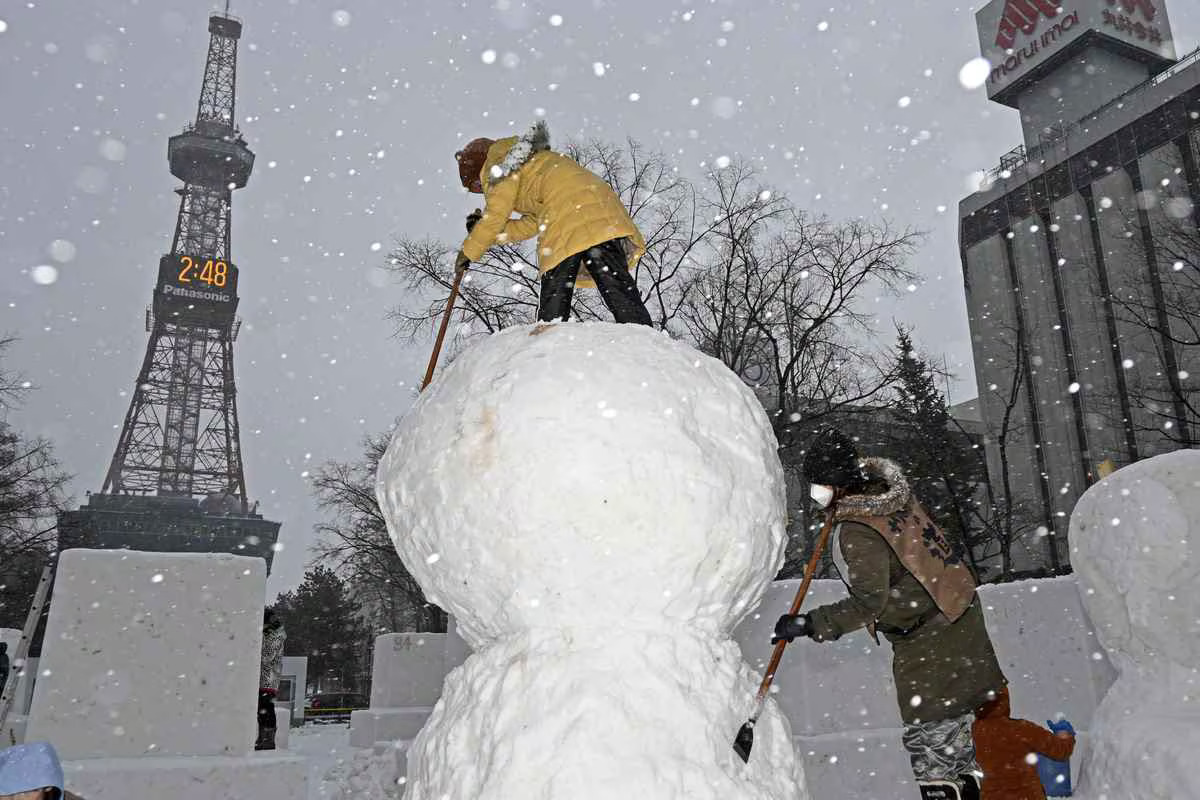 Get Ready for Sapporo Snow Festival 2025 as Sculpture-Making